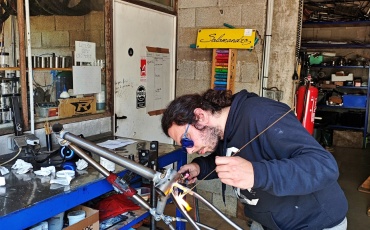 Joey se fabrique un vélo de voyage